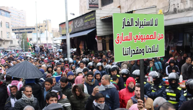 عندما تساوي المئة بالمئة صفرًا: اتفاقية الغاز ومجلس النواب