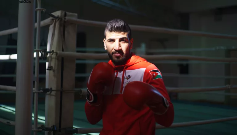 الملاكم عبادة الكسبة: حلم الميدالية الأولمبية في طوكيو