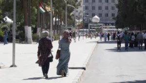 «الجامعة متنفس للبنت»: كيف أثر التعليم عن بعد على حياة الطالبات؟