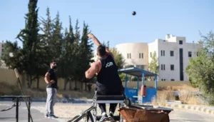 أحمد الهندي: بطل العالم في رمي الجُلّة