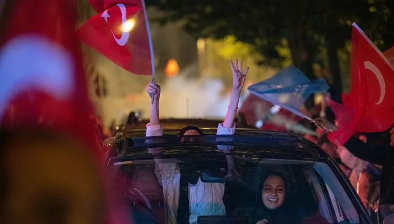 تركيا بين جولتين