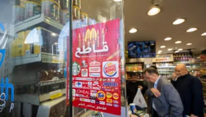 محلات فارغة وعروض بالجملة: كيف أثرت المقاطعة على العلامات التجارية العالمية؟